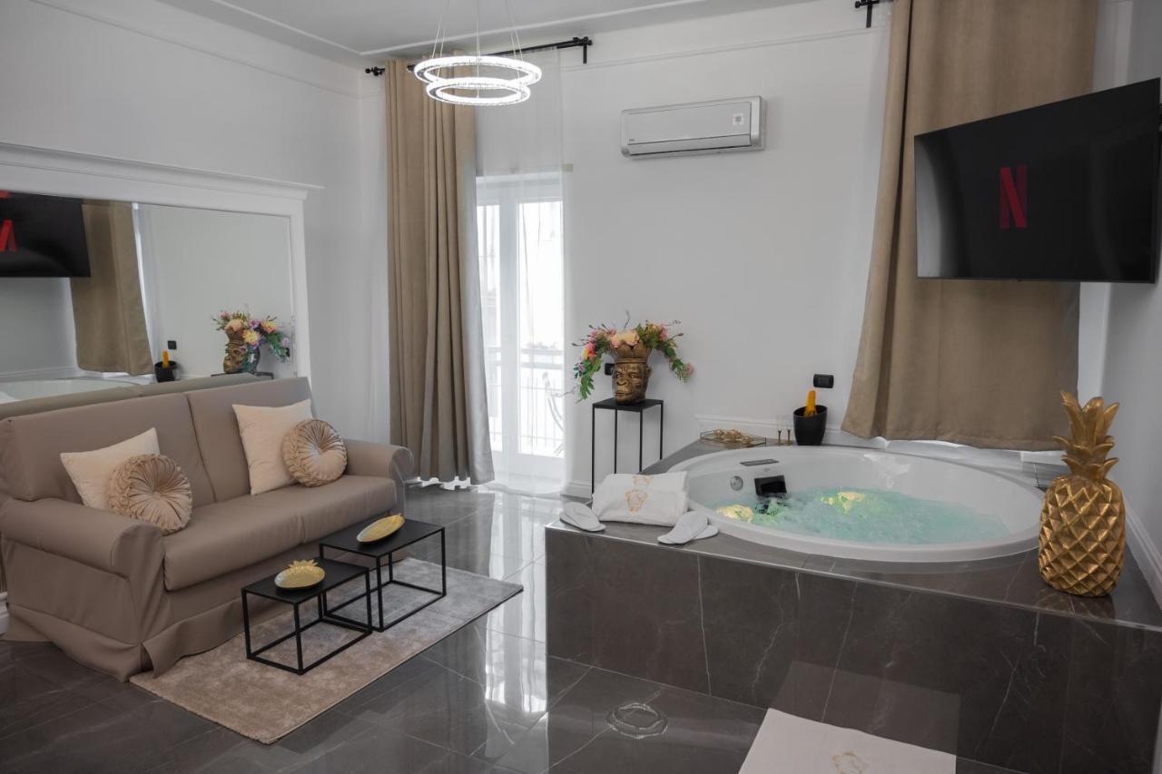 Nm Luxury Suites Pompei Exterior foto